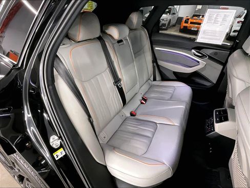 Certified 2024 Audi Q8 e-tron Prestige w/ Prestige Package image 27