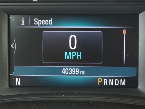 Used 2022 Buick Encore Preferred w/ Safety Package FWD image 4