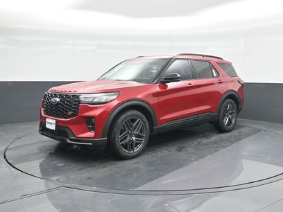 New 2025 Ford Explorer ST w/ Sun And Sound Package