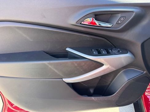 New 2026 Chevrolet Trax RS w/ Sunroof Package FWD image 14