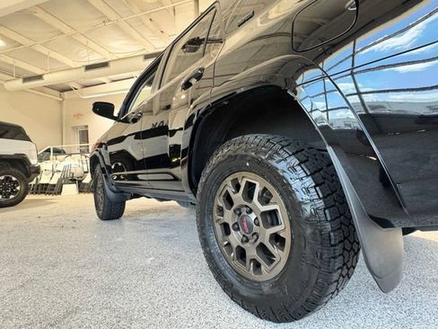 Used 2016 Toyota 4Runner 4WD image 10