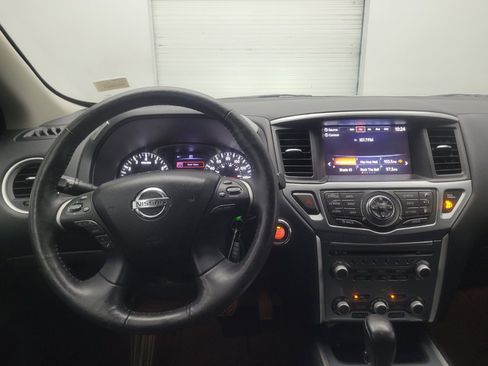 Used 2020 Nissan Pathfinder SL FWD image 22