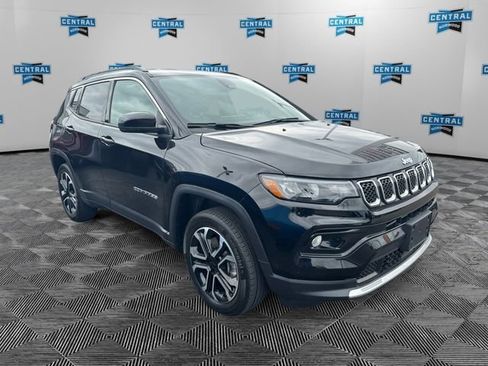 Used 2023 Jeep Compass Limited AWD/4WD image 8