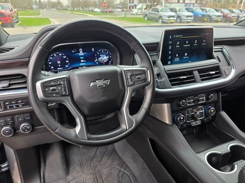 Used 2023 Chevrolet Tahoe Z71 w/ Luxury Package AWD/4WD image 21