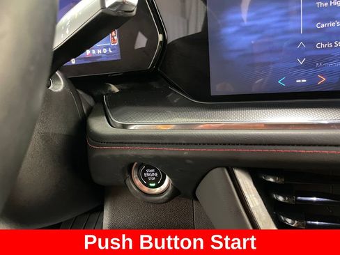 Used 2025 Chevrolet Tahoe RST w/ RST Performance Edition AWD/4WD image 5