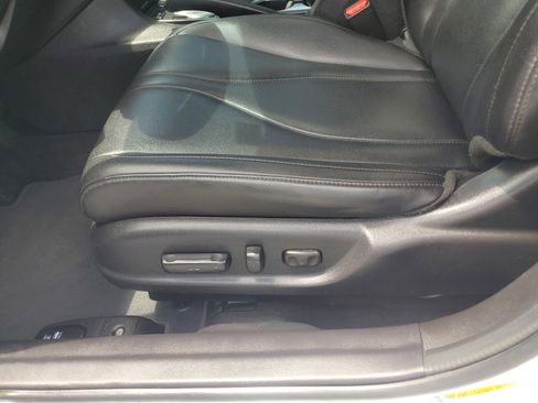 Used 2019 Acura ILX image 11