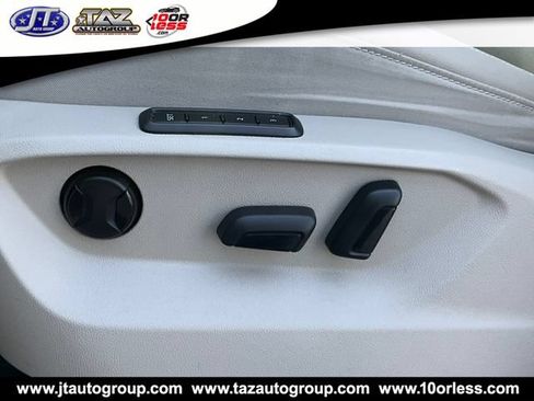 Used 2021 Volkswagen Atlas SEL FWD image 11