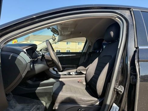 Used 2013 Ford Fusion SE FWD image 9