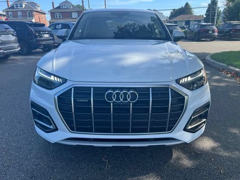 Used 2021 Audi Q5 Prestige w/ Prestige Package AWD/4WD image 2