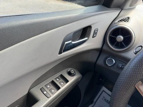 Used 2014 Chevrolet Sonic LT image 26