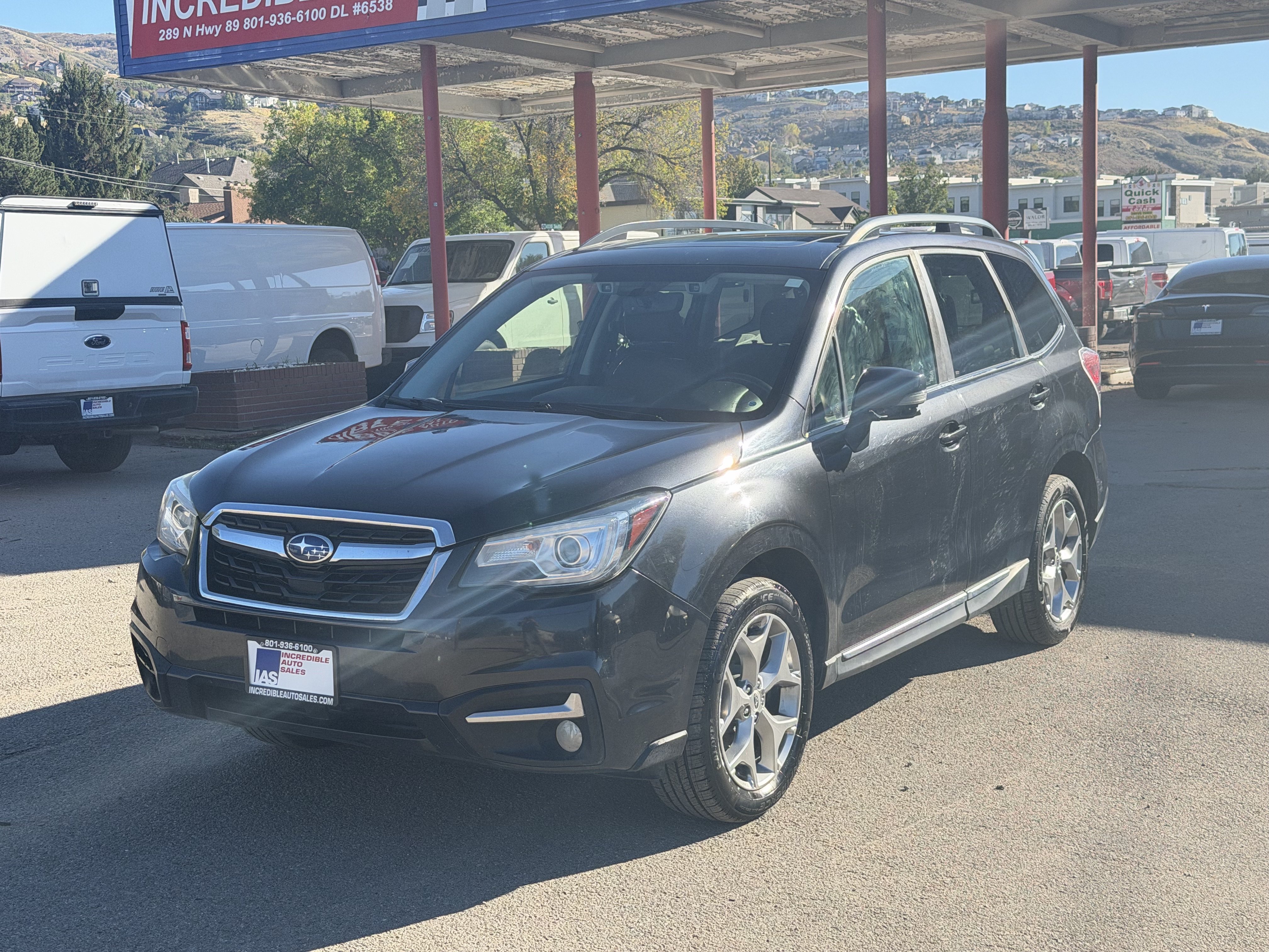 Used 2018 Subaru Forester 2.5i Touring AWD/4WD image 2