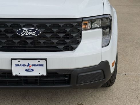 New 2025 Ford Maverick XL w/ Equipment Group 101A image 42