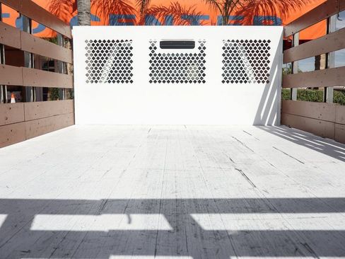 Used 2017 Ford F550 2WD Crew Cab Super Duty image 8