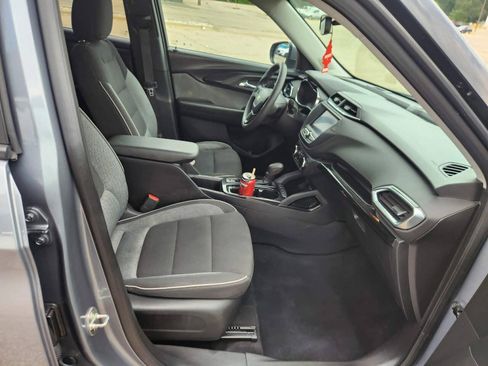 Used 2022 Chevrolet TrailBlazer LT AWD/4WD image 18