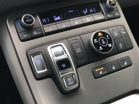 Used 2021 Hyundai Palisade SEL w/ Premium Package image 20