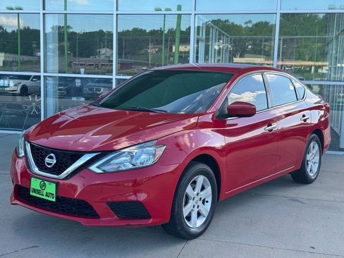 Used 2017 Nissan Sentra SV FWD image 1