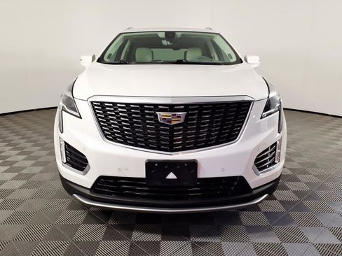 Used 2021 Cadillac XT5 Premium Luxury FWD image 2