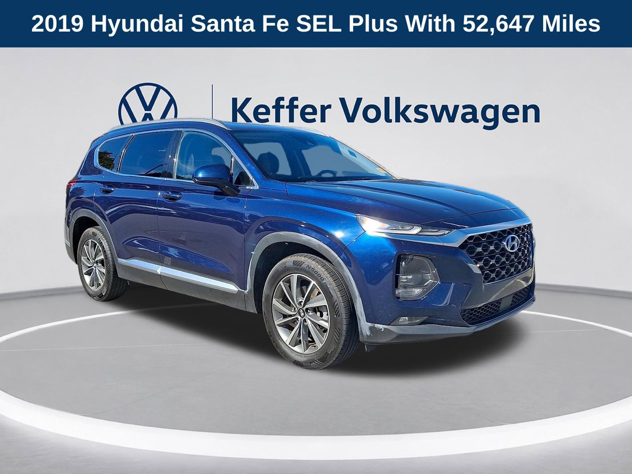 Used 2019 Hyundai Santa Fe SEL FWD image 1