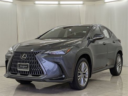 Used 2022 Lexus NX 350h 350h Premium image 4