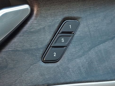 New 2026 Jeep Grand Cherokee Limited image 17