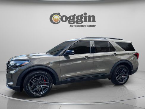 Certified 2026 Ford Explorer ST image 1