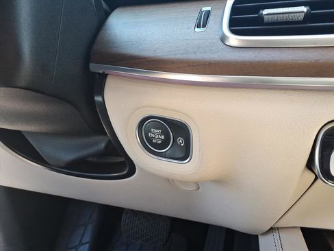 Used 2021 Mercedes-Benz GLE 350 image 12