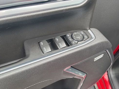 Used 2025 GMC Sierra 3500 SLT w/ SLT Premium Package image 14