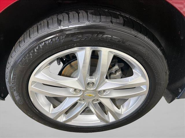 Used 2018 Chevrolet Equinox Premier FWD image 19