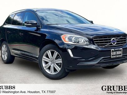 Used 2017 Volvo XC60 T5 Inscription w/ Preferred Option Package