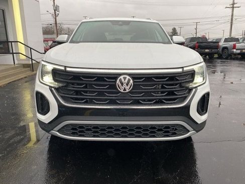 New 2026 Volkswagen Atlas Cross Sport SE image 7