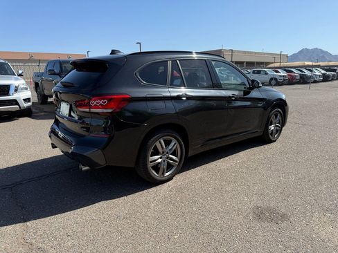 Used 2021 BMW X1 xDrive28i w/ M Sport Package AWD/4WD image 5