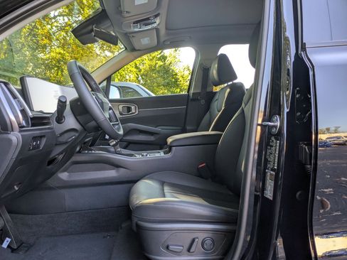 New 2026 Kia Sorento X-Line EX AWD/4WD image 13