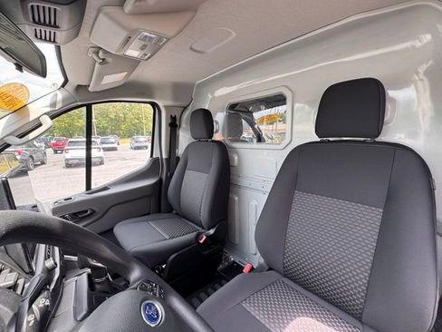 Used 2024 Ford Transit 250 Low Roof w/ Exterior Upgrade Package RWD image 7