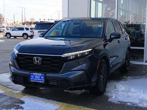 Used 2026 Honda CR-V EX-L image 3