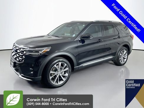 Certified 2025 Ford Explorer Platinum w/ Ultimate Package image 5