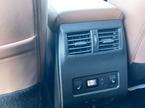 New 2026 Mitsubishi Outlander SEL FWD image 18