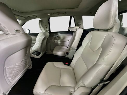 Used 2023 Volvo XC90 B6 Plus w/ Protection Package Premier AWD/4WD image 28