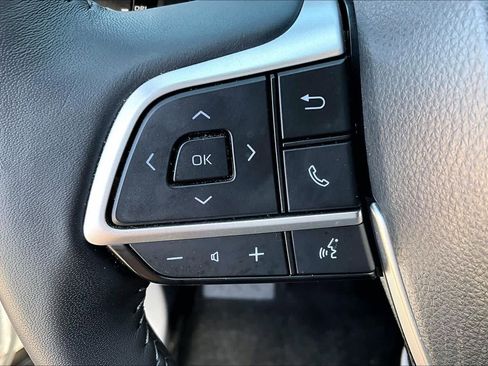 Used 2025 Toyota Highlander XSE AWD/4WD image 22