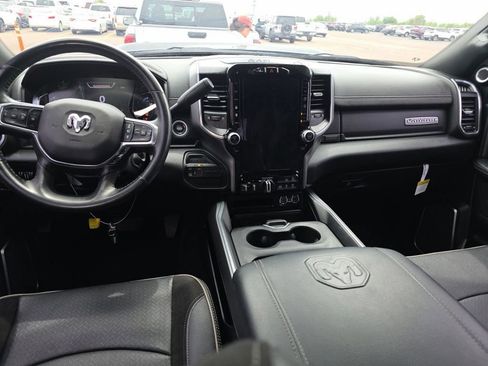 Used 2024 RAM 2500 Laramie w/ Night Edition AWD/4WD image 4