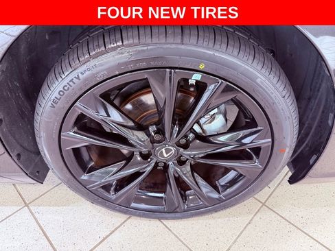 Certified 2024 Lexus ES 350 F Sport w/ Accessory Package (Z2) FWD image 4