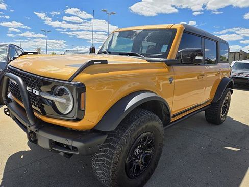 Used 2021 Ford Bronco First Edition AWD/4WD image 1