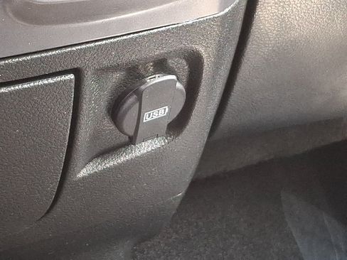 Certified 2024 RAM 1500 Warlock AWD/4WD image 25