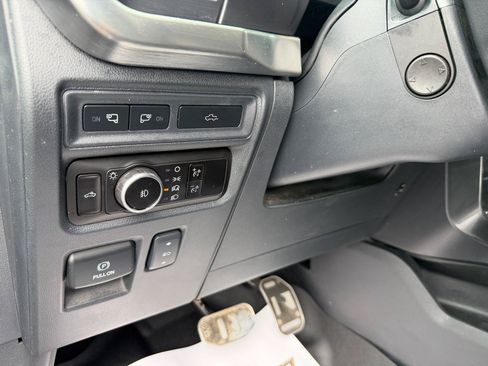 Used 2023 Ford F150 Lariat w/ Equipment Group 502A High AWD/4WD image 28