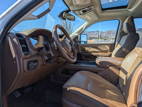 Used 2023 RAM 2500 Limited image 10