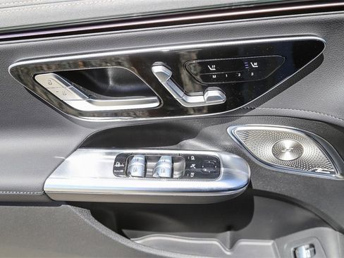 Used 2023 Mercedes-Benz EQE 500 4MATIC Sedan image 21