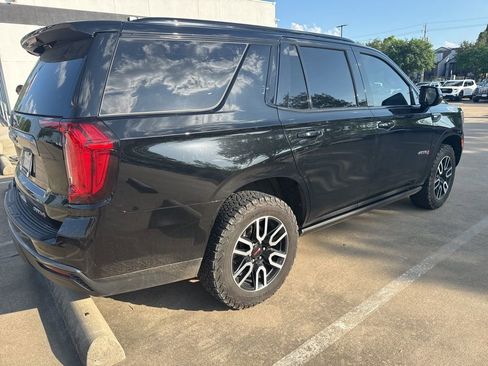 Used 2021 GMC Yukon AT4 w/ Rear Media and Nav Package AWD/4WD image 4