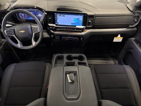 New 2026 Chevrolet Silverado 1500 LT AWD/4WD image 6