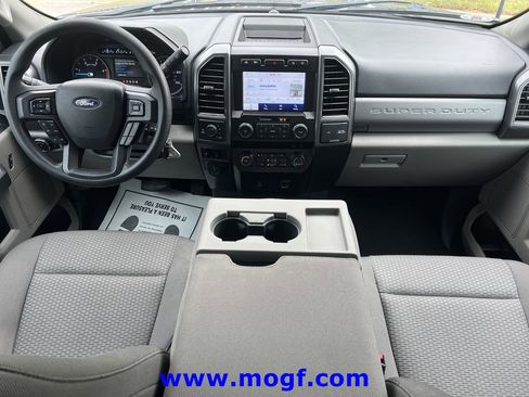 Used 2022 Ford F250 XLT AWD/4WD image 5