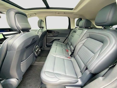 New 2026 Lincoln Nautilus Reserve w/ Jet Appearance Package AWD/4WD image 28