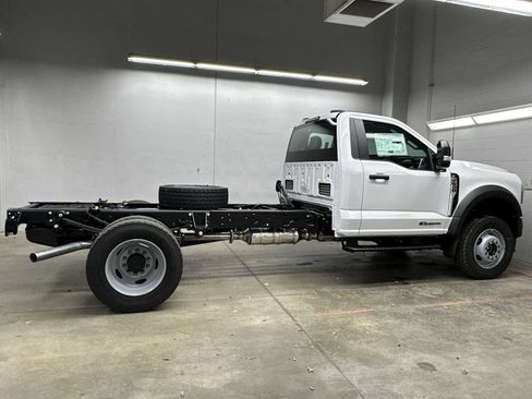 New 2026 Ford F600 4x4 Regular Cab Super Duty w/ XL Chrome Package image 3